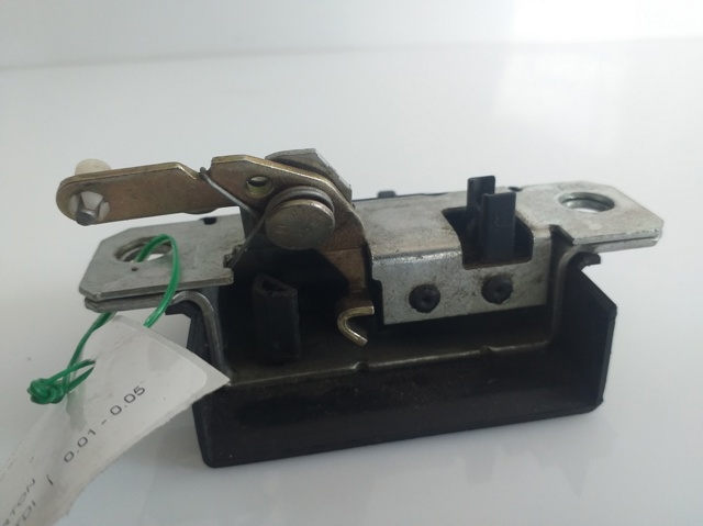 VAG 6Q6827505B Cerradura de maletero comprar Tarragona