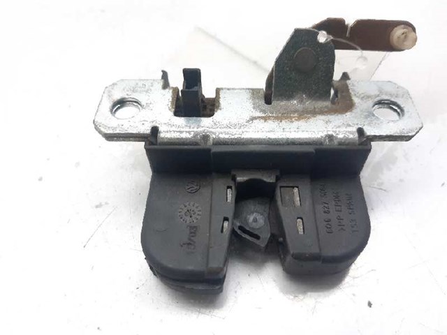 VAG 6Q6827505B Cerradura de maletero  en stock Terrassa