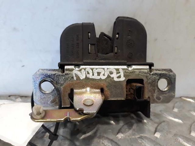 6Q6827505B Cerradura de tapa de maletero  disponible Utrera