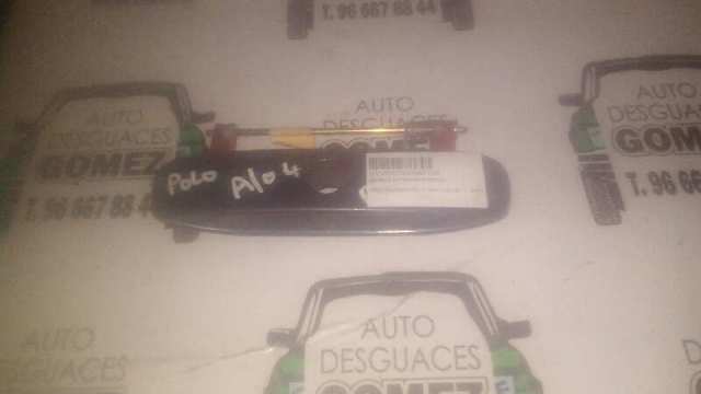 Manecilla de puerta de maletero exterior 6Q6827565G VAG