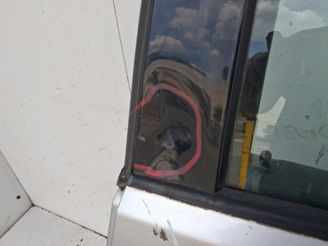 6Q6833055H VAG Puerta trasera izquierda  comprar en Oviedo