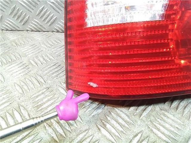 6Q6945095G VAG Piloto trasero izquierdo  comprar en Oviedo