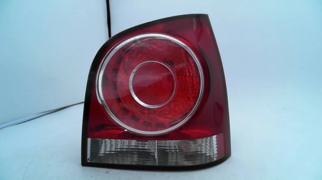 6Q6945096AB Piloto trasero derecho  en stock Sabadell