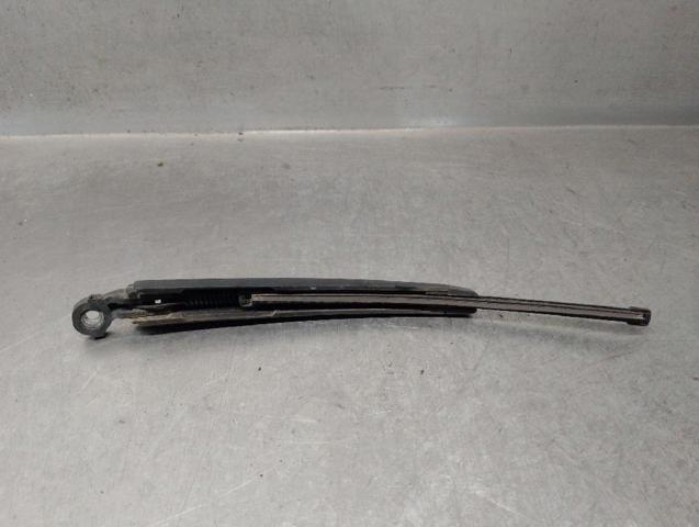 6Q6955707C Brazo del limpiaparabrisas trasero  disponible Málaga