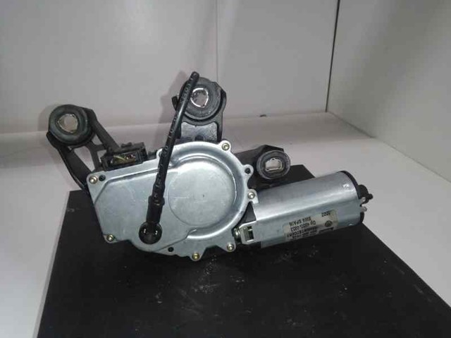 6Q6955711A Motor del limpiaparabrisas trasero  disponible Málaga