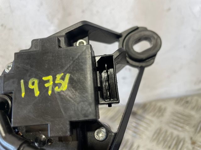 Motor limpiaparabrisas luna trasera 6Q6955711A VAG