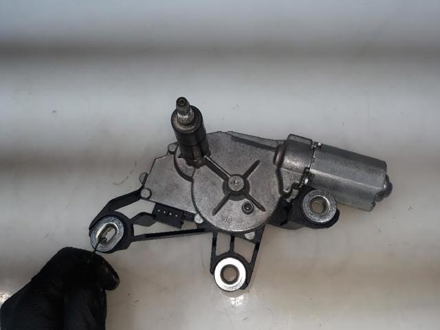 VAG 6Q6955711C Motor del limpiaparabrisas trasero  disponible España