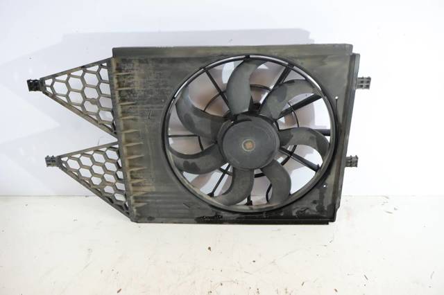 6R0121207A VAG Bastidor radiador comprar Madrid