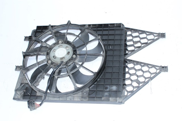 6R0121207A Bastidor radiador comprar Sevilla