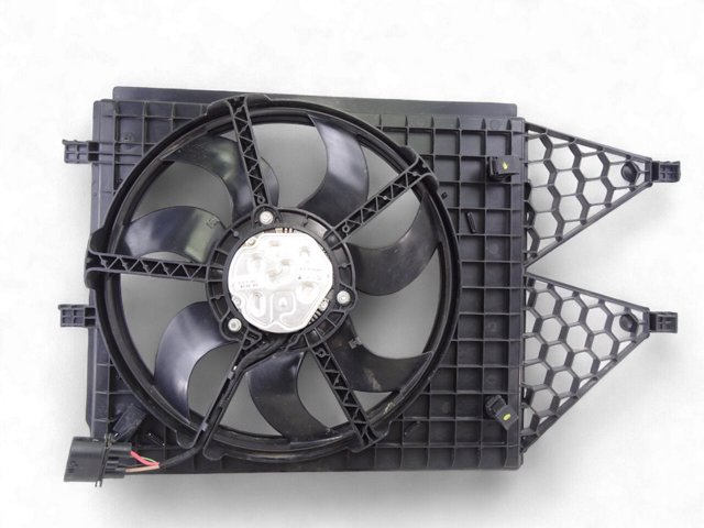 VAG 6R0121207Q Bastidor radiador  en stock Terrassa