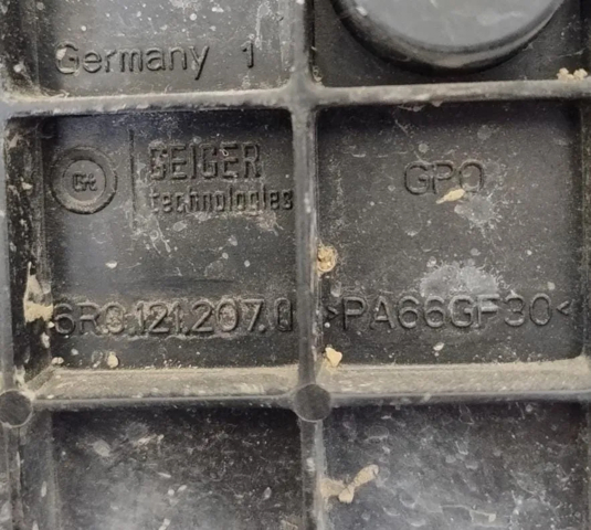 6R0121207Q VAG Difusor del radiador de refrigeración  comprar en Oviedo