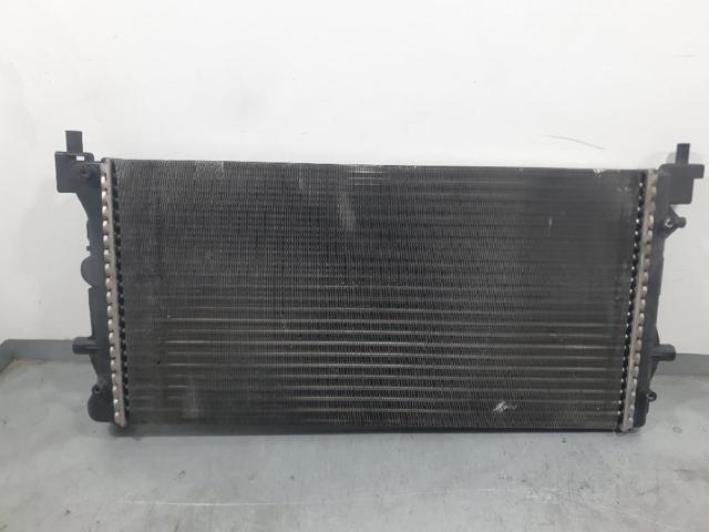 6R0121253 VAG Radiador de refrigeración del motor  comprar en Oviedo