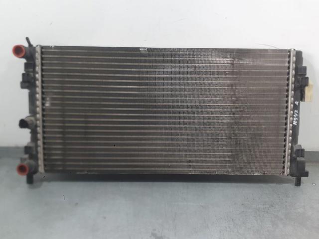 6R0121253 Radiador de refrigeración del motor  disponible Burgos