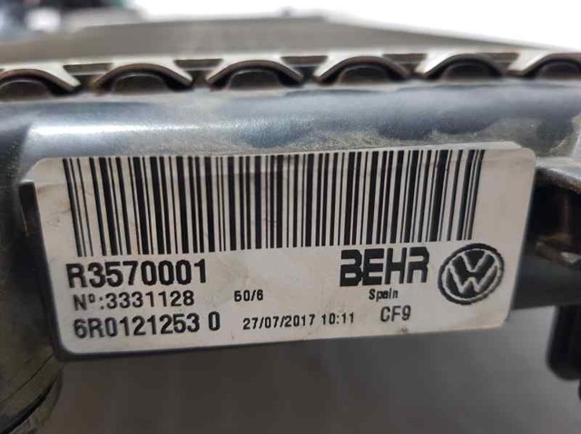 VAG 6R0121253 Radiador de refrigeración del motor  disponible Valladolid