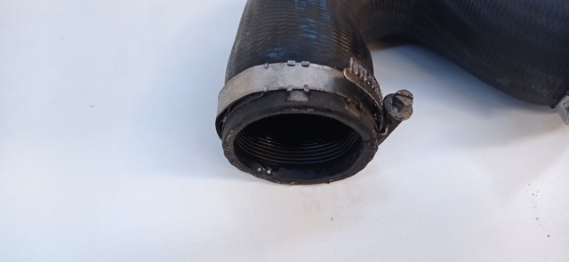 6R0145834F Manguera del intercooler  disponible Málaga