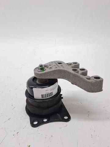 6R0199167AB Soporte de motor derecho  disponible Utrera