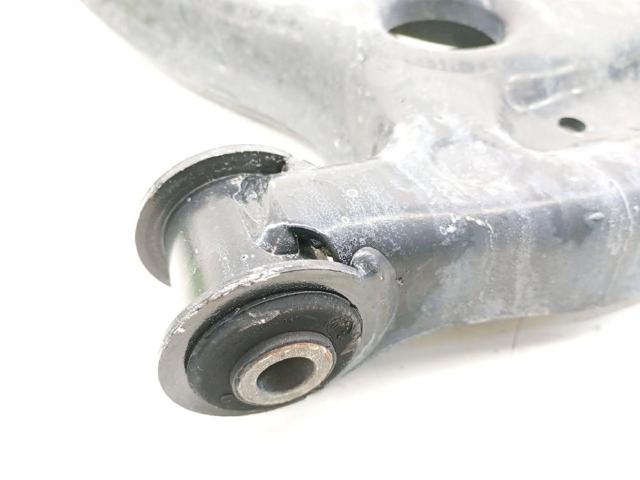 6R0407151A Brazo inferior izquierdo de la suspensión delantera  disponible Burgos