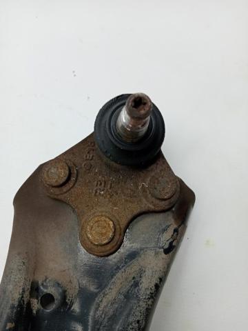 6R0407151A Brazo inferior izquierdo de la suspensión delantera  comprar en Pontevedra