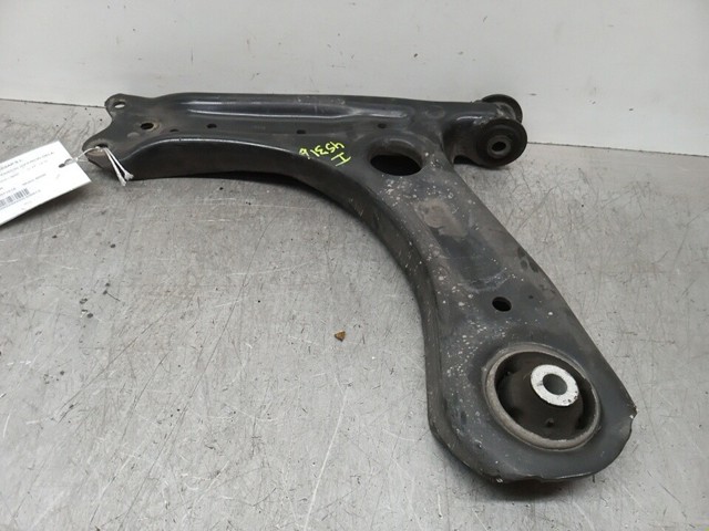 VAG 6R0407151E Brazo inferior izquierdo de la suspensión delantera  comprar en Murcia