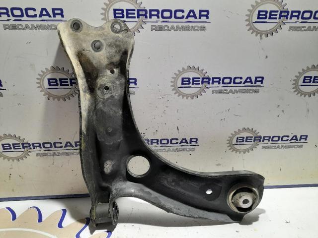 6R0407151F Brazo inferior izquierdo de la suspensión delantera  disponible Utrera