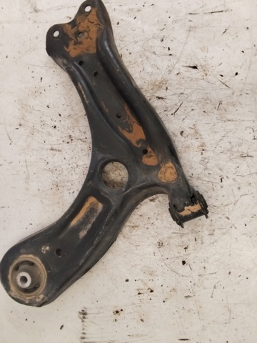 VAG 6R0407151F Brazo inferior izquierdo de la suspensión delantera  comprar en Ponferrada