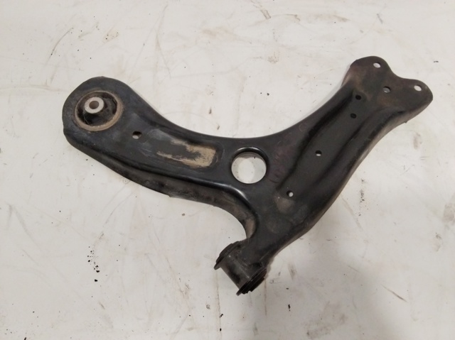 VAG 6R0407151F Brazo inferior izquierdo de la suspensión delantera comprar Pamplona