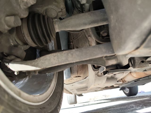 6R0407152 Brazo inferior derecho de la suspensión delantera  comprar en Zaragoza