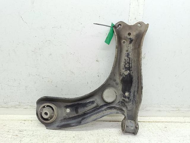 6R0407152 Brazo inferior derecho de la suspensión delantera comprar Almería