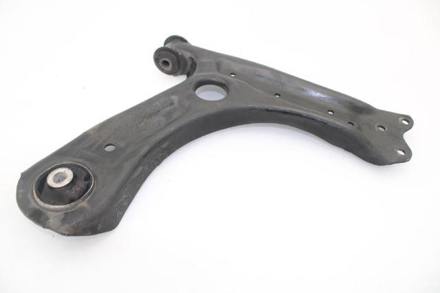 VAG 6R0407152 Brazo inferior derecho de la suspensión delantera comprar Tarragona