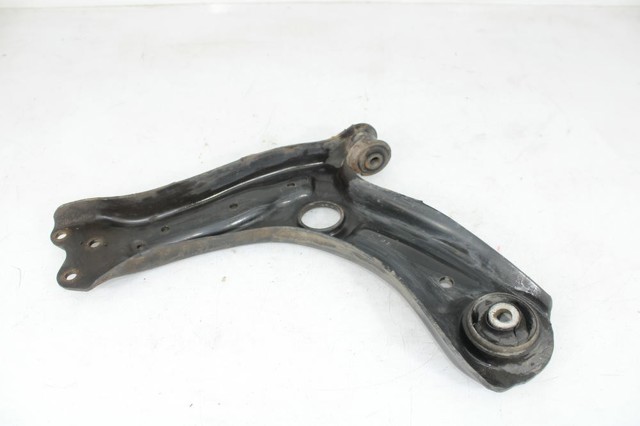 6R0407152 VAG Brazo inferior derecho de la suspensión delantera  en stock Huelva