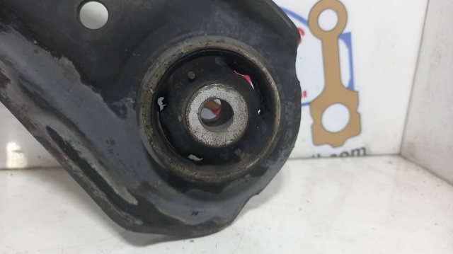 VAG 6R0407152 Brazo inferior derecho de la suspensión delantera  comprar en Murcia