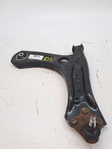 VAG 6R0407152A Brazo inferior derecho de la suspensión delantera  en stock Terrassa