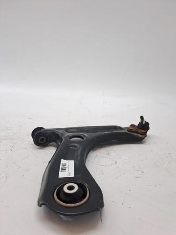 VAG 6R0407152F Brazo inferior derecho de la suspensión delantera comprar Pamplona