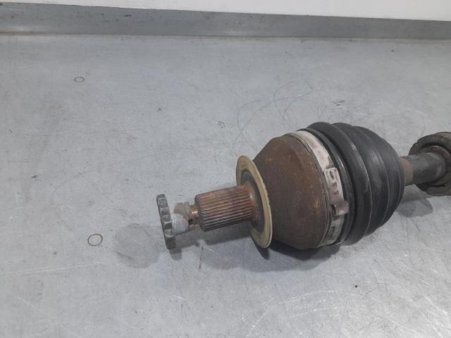 6R0407761L Semieje delantero izquierdo  en stock Granada