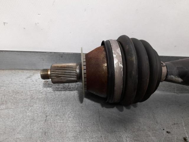 6R0407762 VAG Semieje delantero derecho  comprar en Oviedo