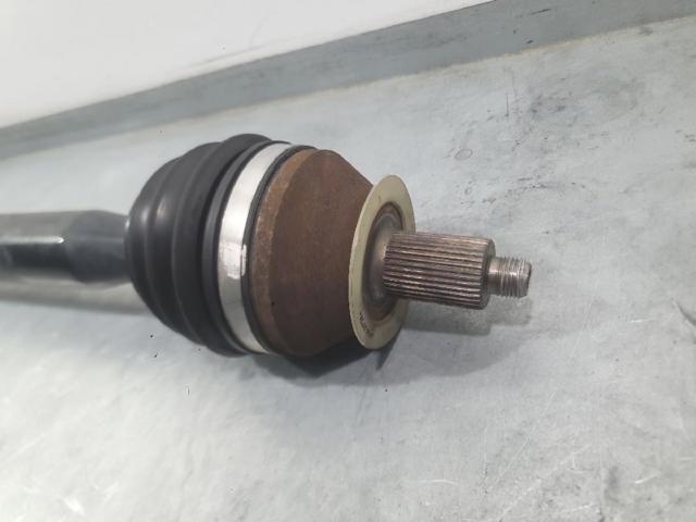 6R0407762K Semieje delantero derecho  disponible Burgos