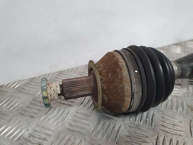 6R0407762K VAG Semieje delantero derecho  disponible Vigo