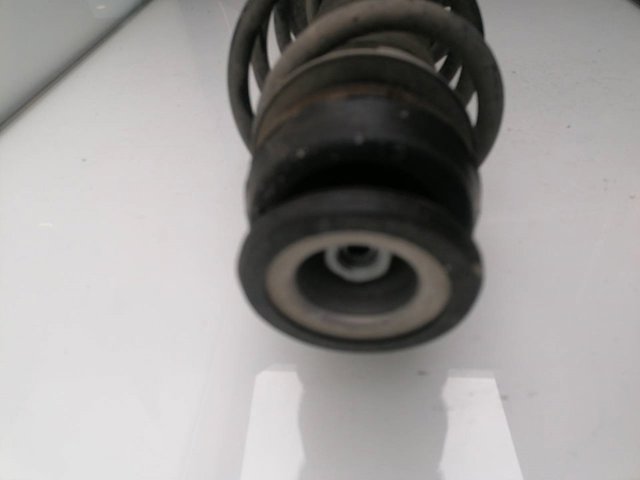 VAG 6R0413031BF Amortiguador delantero  disponible Lugo