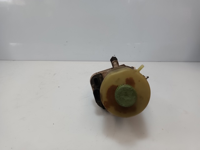6R0423156 Bomba de dirección comprar Sevilla