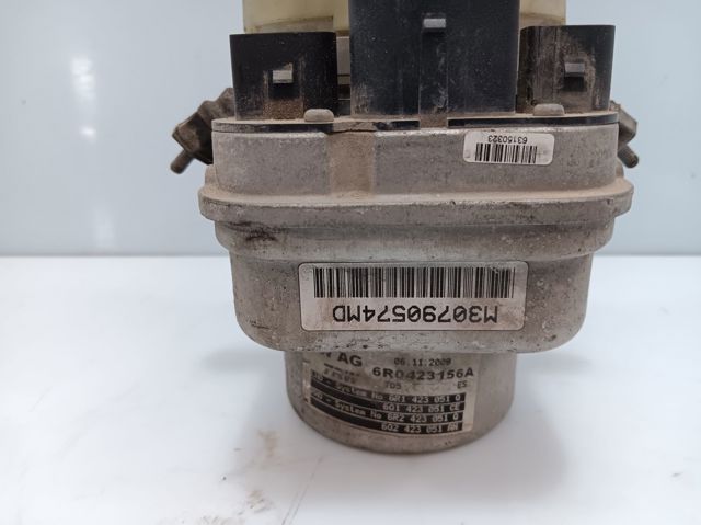 6R0423156A Bomba de dirección asistida  disponible Burgos