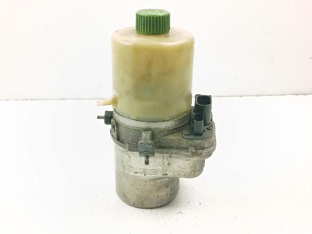 VAG 6R0423156A Bomba de dirección  en stock Salamanca