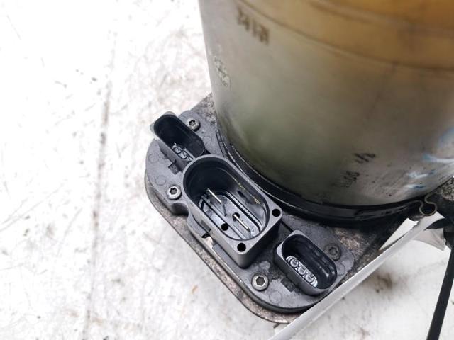 6R0423156C Bomba de dirección comprar Sevilla