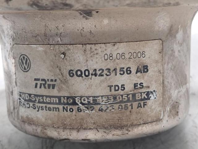 VAG 6R0423156C Bomba de dirección asistida  comprar en Ponferrada
