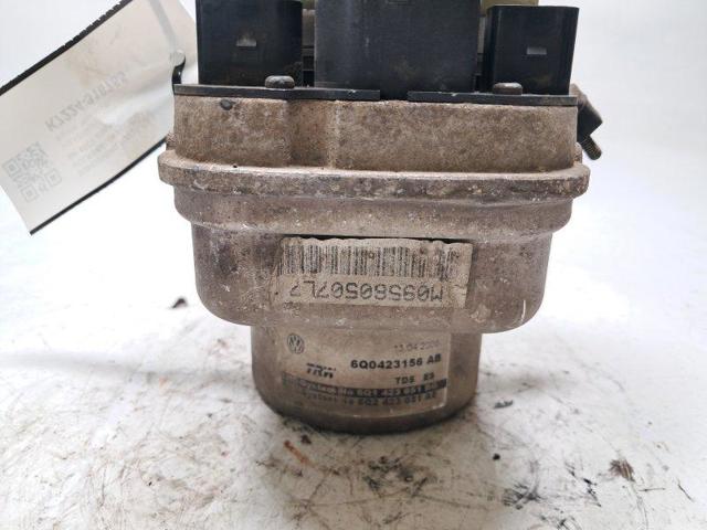 6R0423156C VAG Bomba de dirección asistida  disponible Ourense