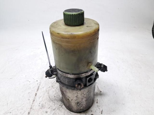 6R0423156C VAG Bomba de dirección asistida  disponible Ourense