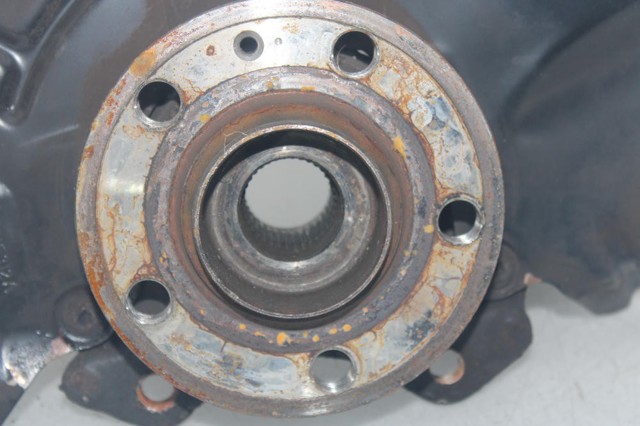 6R0615312A Protector de disco de freno delantero derecho  en stock Castellón