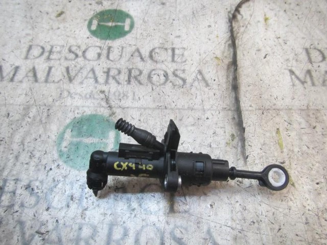 Cilindro maestro de embrague Volkswagen Polo 6 AW1, BZ1, AE1
