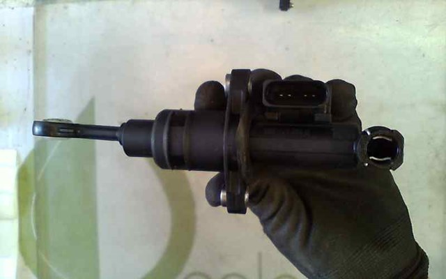 VAG 6R0721405E Cilindro maestro de embrague  en stock Valencia