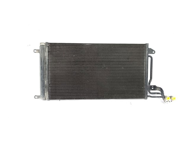 6R0820411 Condensador de aire acondicionado  disponible Málaga