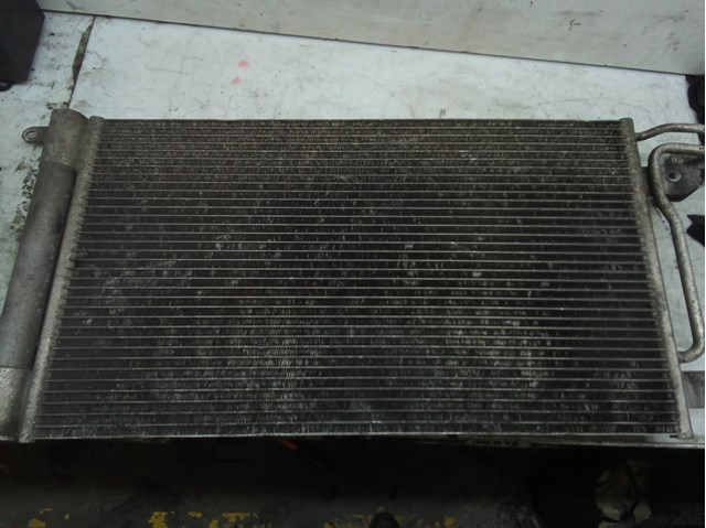 Condensador / radiador  aire acondicionado para seat ibiza iv (6j5,6j5) (2008-2010) 2.0 tdi cfhd 6R0820411D